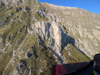 Montegallo - Frana di Sasso Spaccato, missione in elicottero per completare il monitoraggio